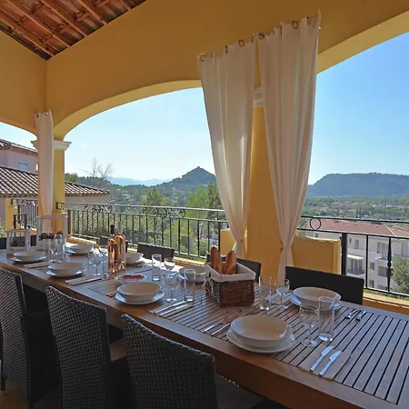 Vila Beautiful In With Seasonal Pool Vidauban