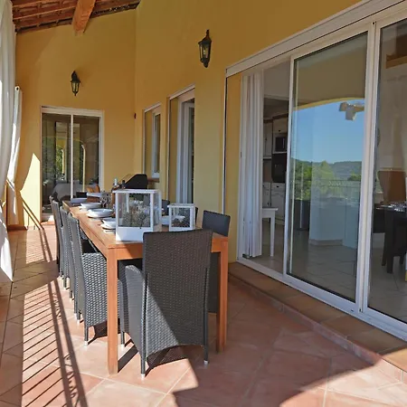 Beautiful In With Seasonal Pool Vila *